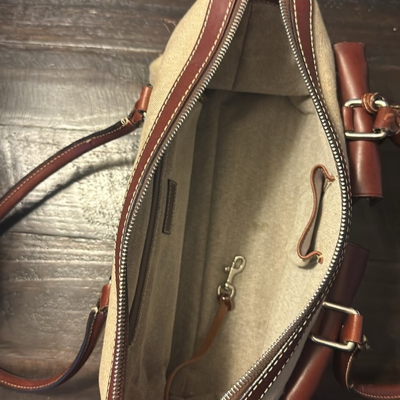 Dooney & Bourke purse - Picture 4 of 5